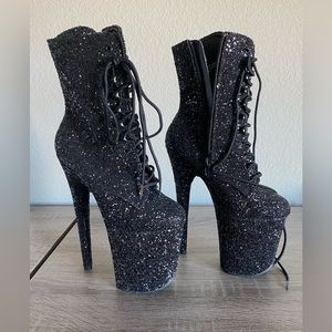 8-inch glitter Pleaser Flamingo, size 6. Never worn